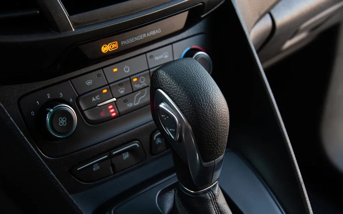 Ford Transit Connect cena 64900 przebieg: 120000, rok produkcji 2018 z Lubniewice małe 742